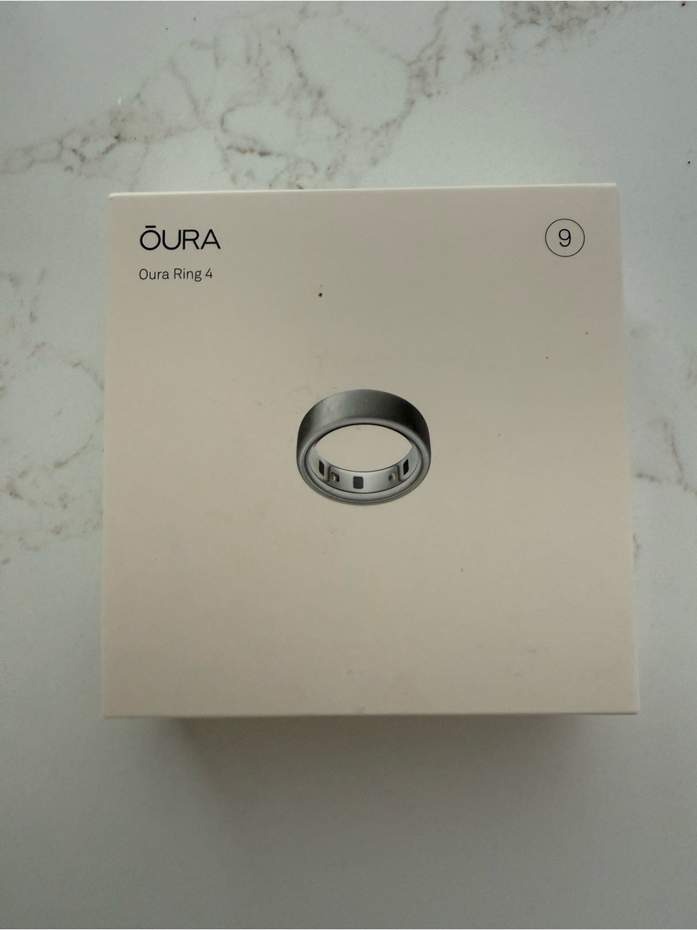 Oura Ring 4 Silver Smart Wearable (Size 9)